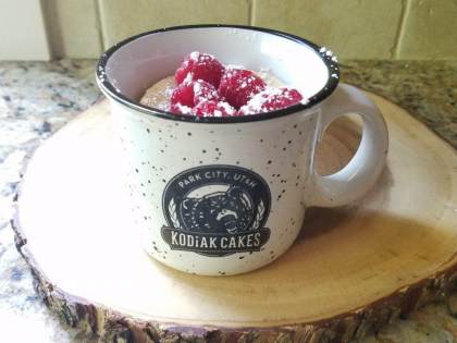 Ricotta raspberry mug cake