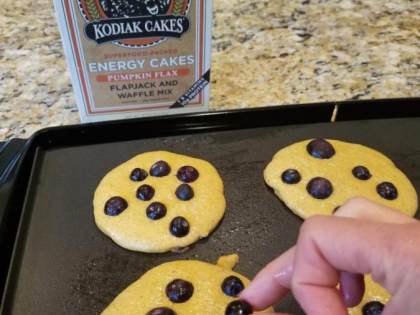 Blueberry Kodiak Cakes Pancakes