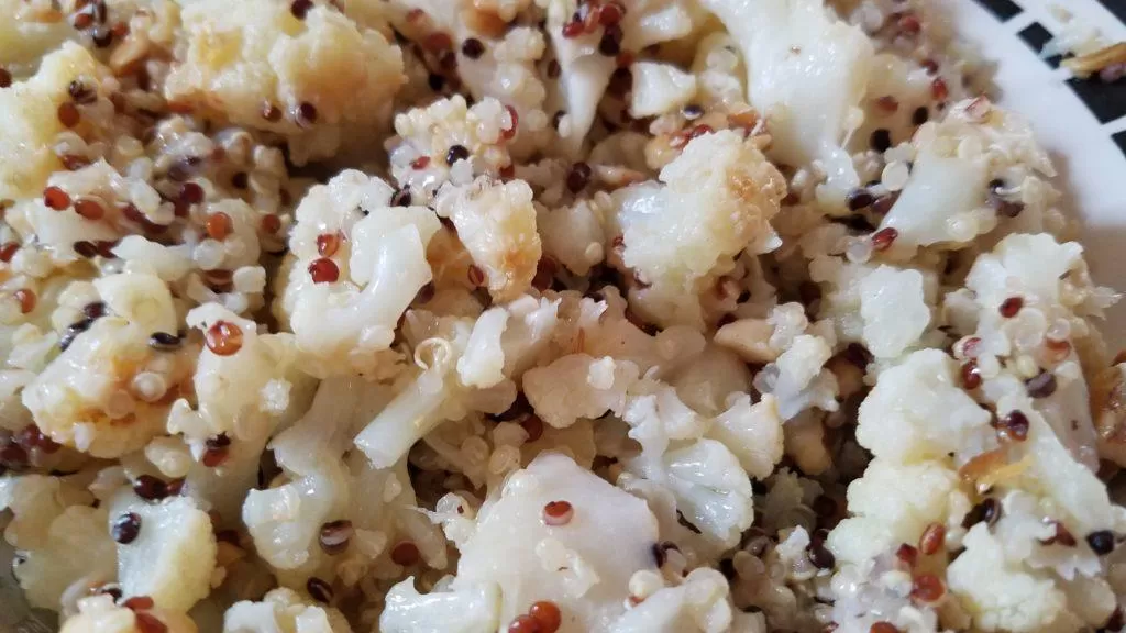 roasted cauliflower with quinoa